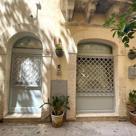 Ortigia Maam Apartment Сиракуза Екстериор снимка